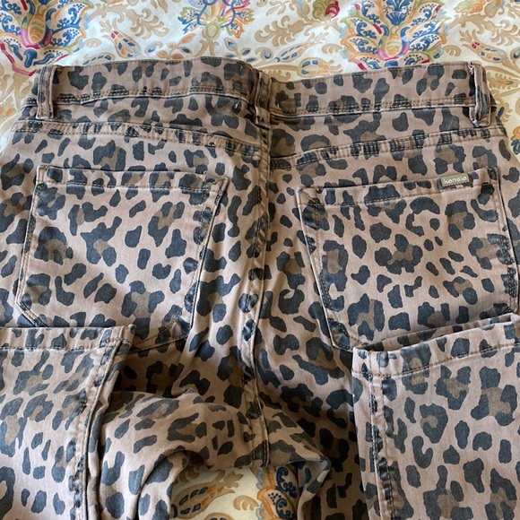 Kensie sandstone Leopard Jeans Sz 6 - Picture 1 of 5
